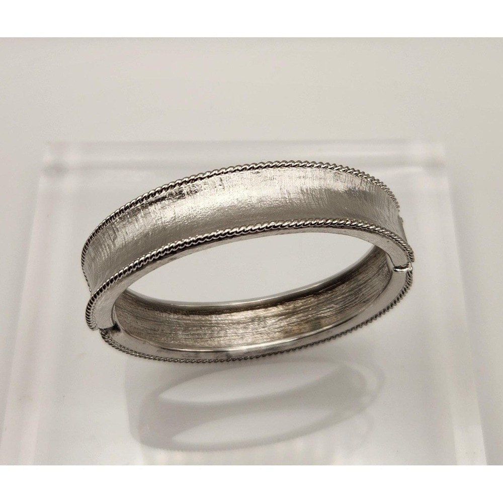 Vintage Monet Silver Tone Hinged Clamp Bangle Bracelet Brushed Rope Edge Signed